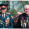 Ветераны ВОВ, Нарыжняк В.Г. и Ноздрачев Н.Ф. в парке, 9 мая 2007 г.