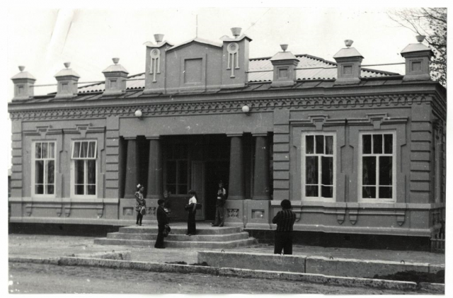 Здание музыкальной школы в станице Ивановской, 1978 год